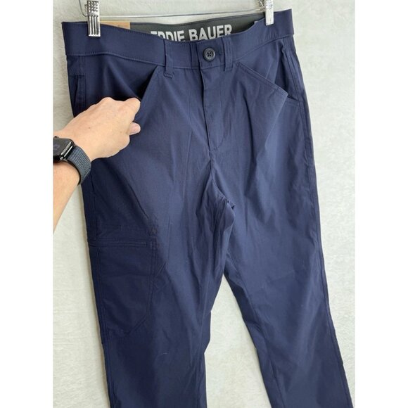 Eddie Bauer Men's Rainier Tech Pant In Navy Blue 32X34 NWT - Picture 3 of 10